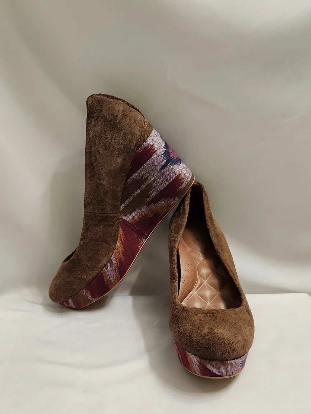 Reef High Tropic Brown Multicolored Aztec Print Suede Wedges (W Size 7)